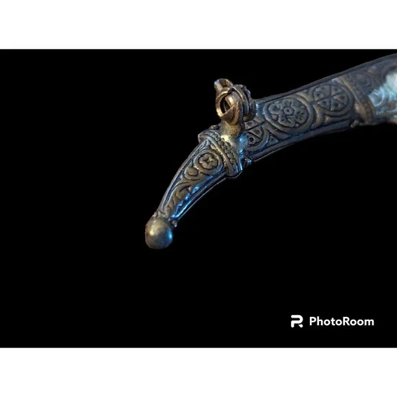 Black Gold Vintage Sword Sheath Lapel Pin Badge Collar Brooch SF Damascene 3in